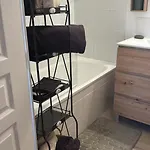 Le Cabanon Aux Volets Verts ガラルグ・ル・モンテュ