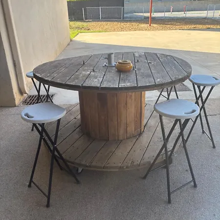 Le Cabanon Aux Volets Verts Gallargues-le-Montueux